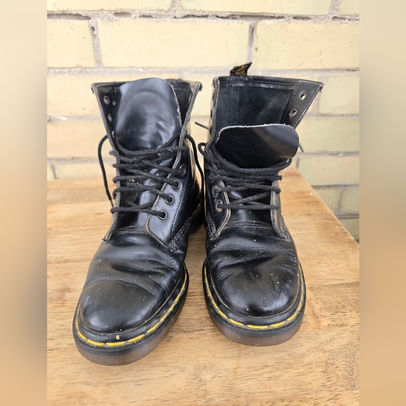 Vintage Made in England Dr. Martens - Picture 8 of 12